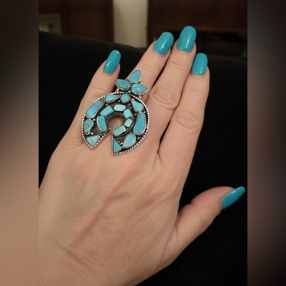 Stunning sterling silver & genuine Kingman turquoise native naja statement ring